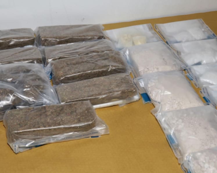More than 6kg of drugs worth S$313,000 seized from Sentosa hotel room, Shenton Way residence
