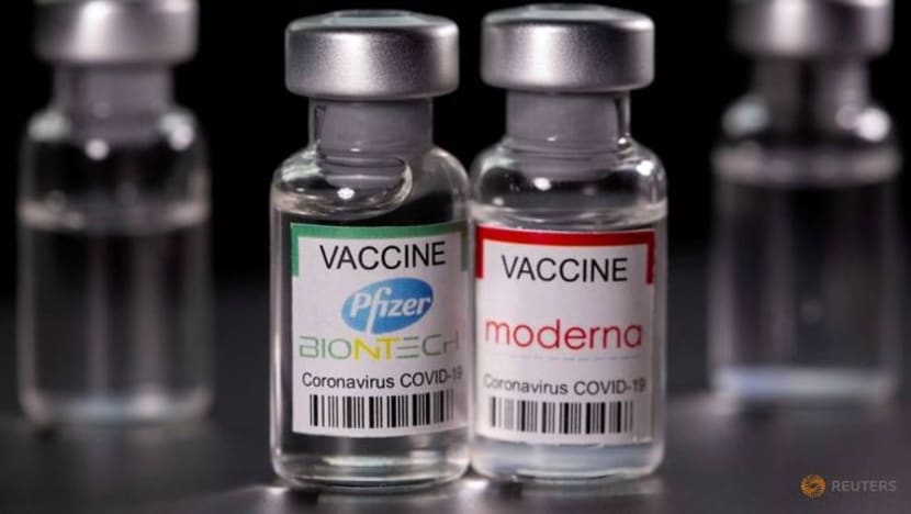 Pengawal selia Amerika tambah amaran keradangan jantung kepada vaksin Pfizer-BioNTech, Moderna Pengawal selia Amerika tambah amaran keradangan jantung kepada vaksin Pfizer-BioNTech, Moderna