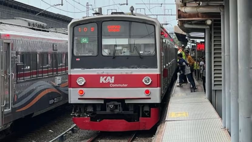 Sexual harassers on Jakarta trains face lifelong ban; rail company mulls more women-only carriages Sexual harassers on Jakarta trains face lifelong ban; rail company mulls more women-only carriages
