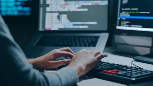 丹麦指俄罗斯对丹麦基础设施和网站发动网络攻击