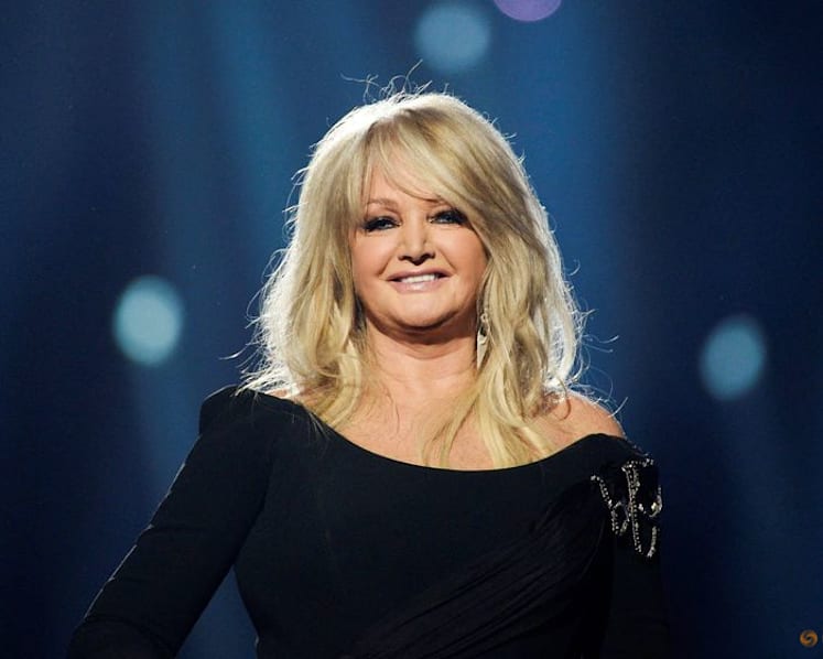 Crowds turn out for 'Total Eclipse' singer Bonnie Tyler's funeral