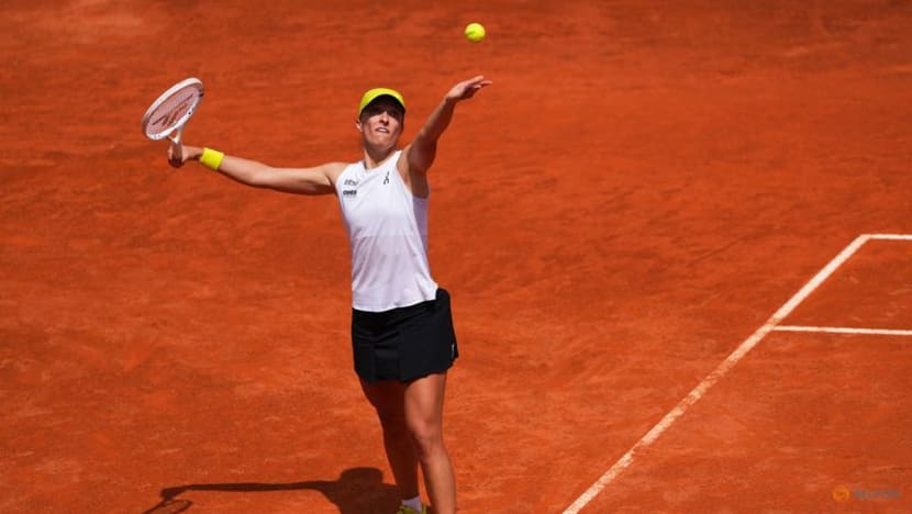 Swiatek’s clay empire on shaky ground ahead of Paris