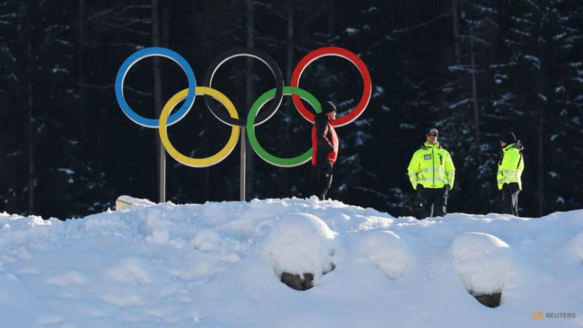 Franco Nones, the Italian who broke Nordic cross-country dominance, to carry flag