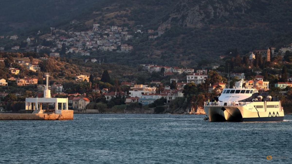 Work on migrant return hubs 'progressing well', EU countries say