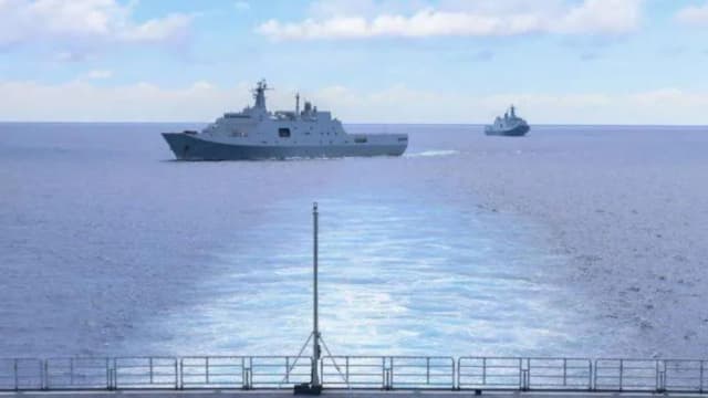 中国空军新一代设备 开展海上方向空中加油训练
