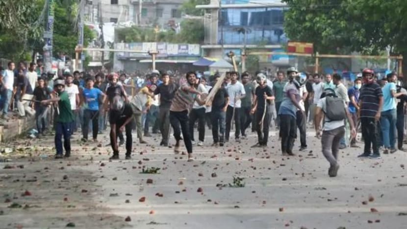 Mahkamah Bangladesh akan putuskan kuota pekerjaan pemerintah; 133 maut dalam pertempuran dengan pasukan keselamatan