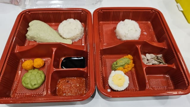 社企厨尊推出鸡饭和椰浆饭软食 让有需要者也能“吃得好”