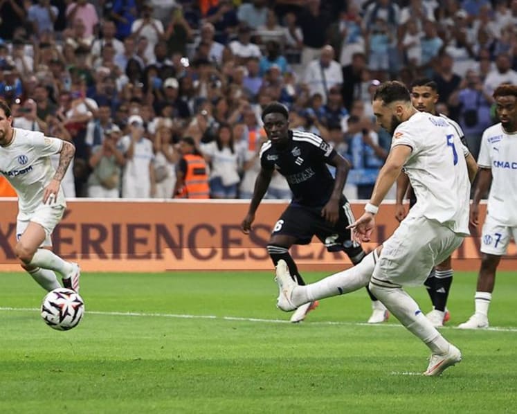 Marseille secure 4-0 win over Strasbourg as Ligue 1 gets under way