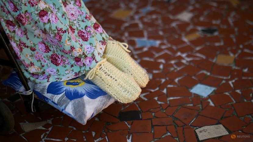 Scientists seek clues to longevity from three Brazilian sisters over 100