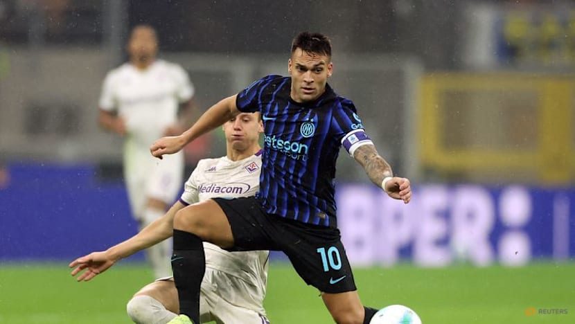 Calhanoglu double fires Inter to 3-0 win over struggling Fiorentina