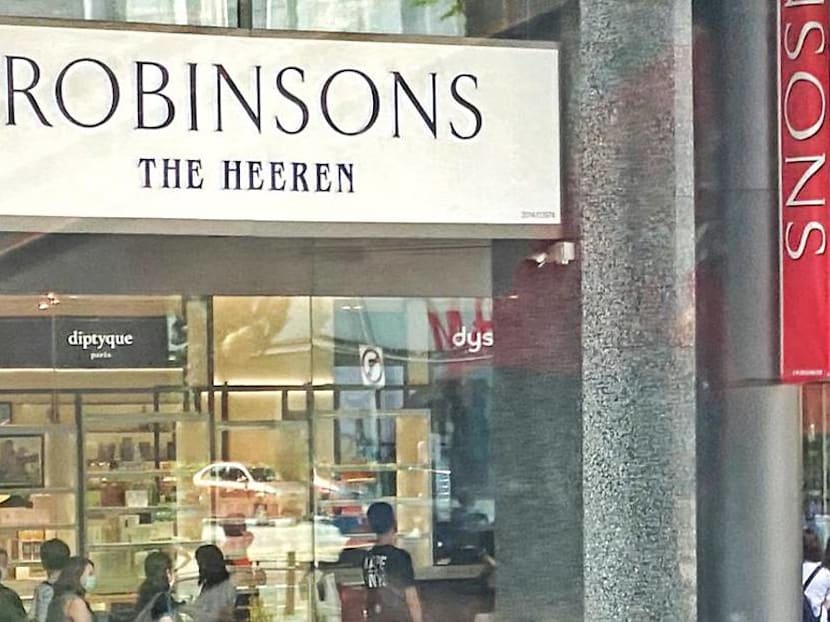 Robinsons To Return As Online Store, Hiring S'poreans For "Various Positions"