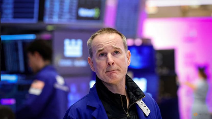 US stocks close higher, Treasury yields soften as tariff deadlines, earnings loom US stocks close higher, Treasury yields soften as tariff deadlines, earnings loom