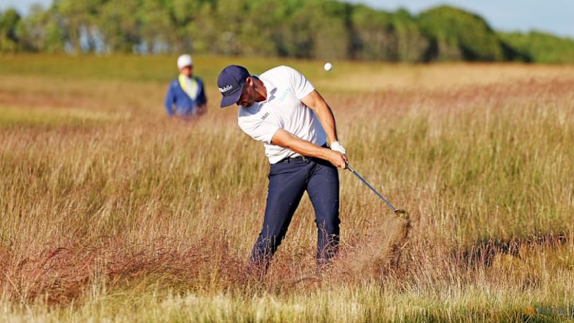 Clark laments 'flat' atmosphere with US Open win within reach