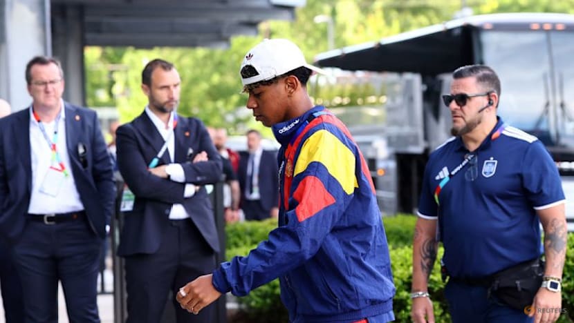 Yamal starts on bench for Spain, Cape Verde led by Mendes