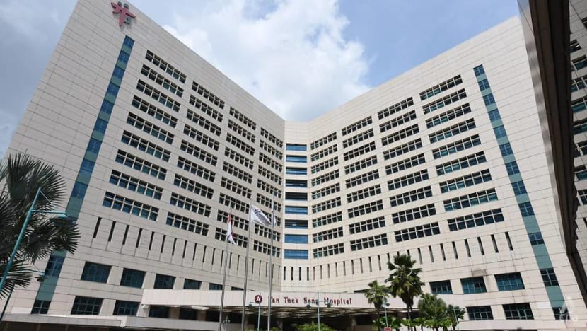 A timeline of the Tan Tock Seng Hospital COVID-19 cluster A timeline of the Tan Tock Seng Hospital COVID-19 cluster