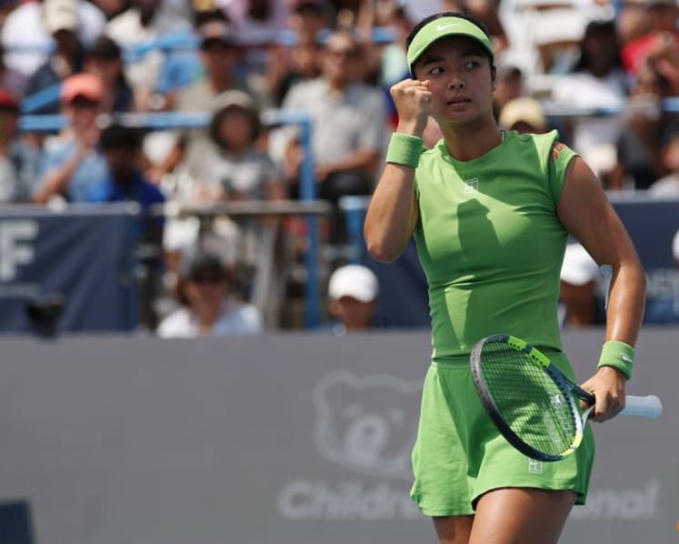 Filipina Eala lives up to the hype with Washington triumph