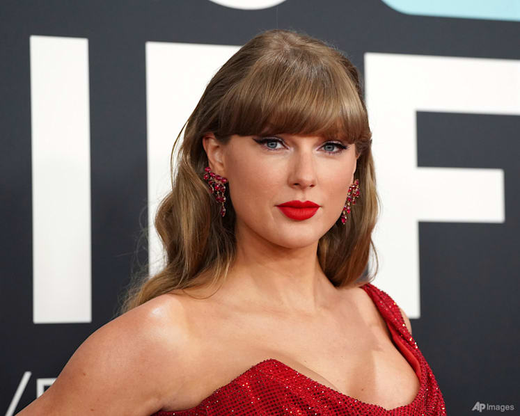 Taylor Swift named to Songwriters Hall of Fame, second-youngest ever