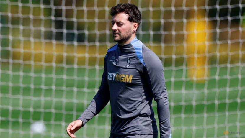 West Brom appoint Mason as manager