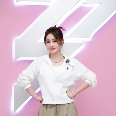 陈德容回应呛演妈被称“奇耻大辱”画面疯传,震撼揭秘!