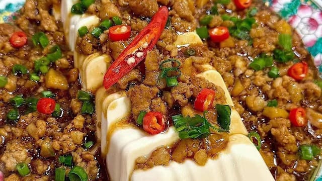 食谱：菜脯肉末蒸豆腐