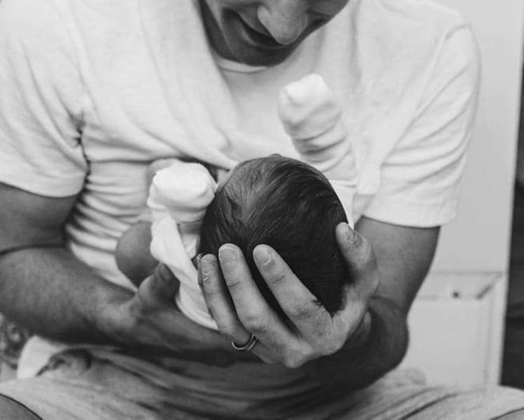 Commentary: I wanted to be a better dad but paternity leave wouldn’t have made a difference