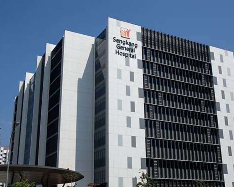 Man arrested after attacking police, auxiliary officers at Sengkang General Hospital