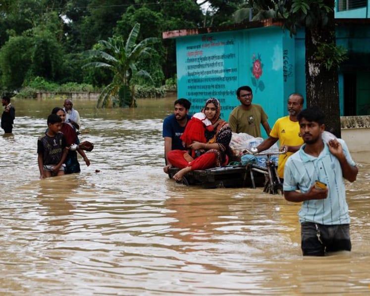 Singapore pledges US$100,000 for Bangladesh flood victims