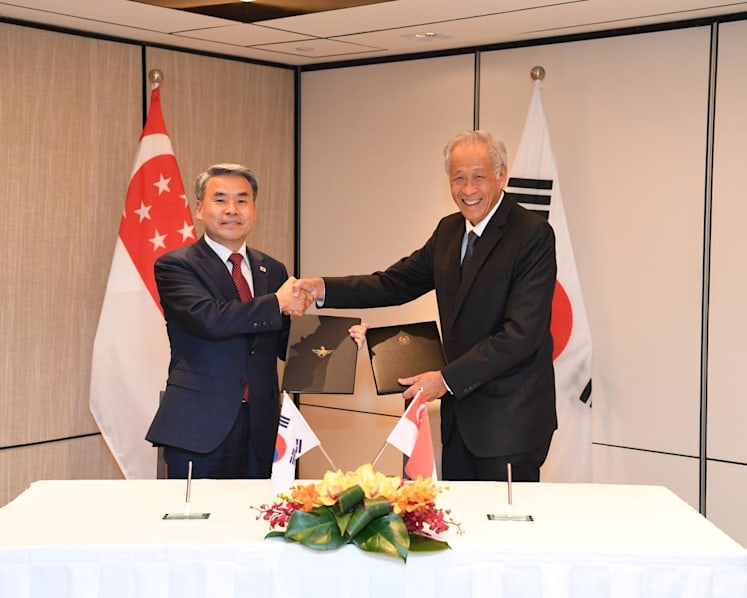 Singapore and South Korea sign 2 MOUs on defence, media cooperation 