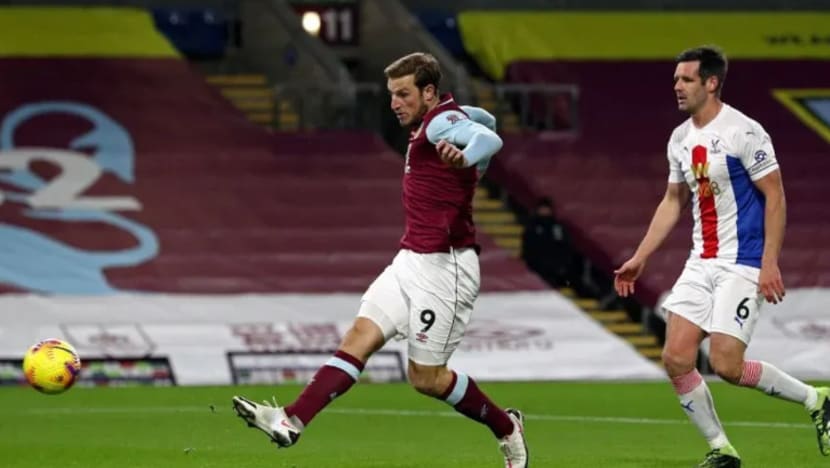 Burnley akhiri kemarau gol di padang sendiri dengan tewaskan Crystal Palace