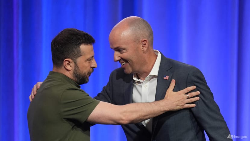 After NATO summit, Zelenskyy meets with US  governors for military aid