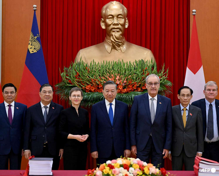Vietnam signs free trade deal with four European nations Vietnam signs free trade deal with four European nations