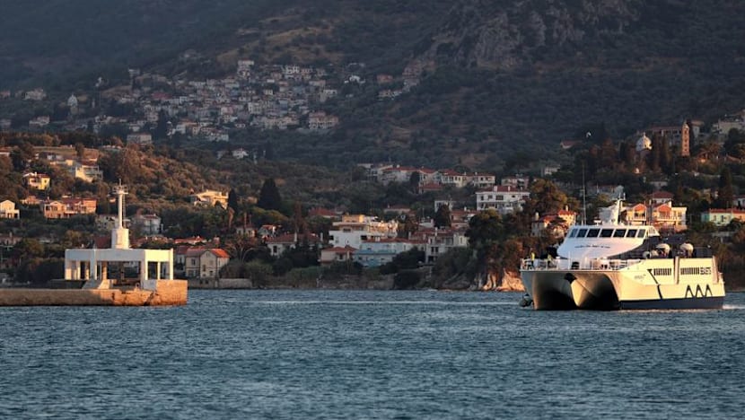 Work on migrant return hubs 'progressing well', EU countries say