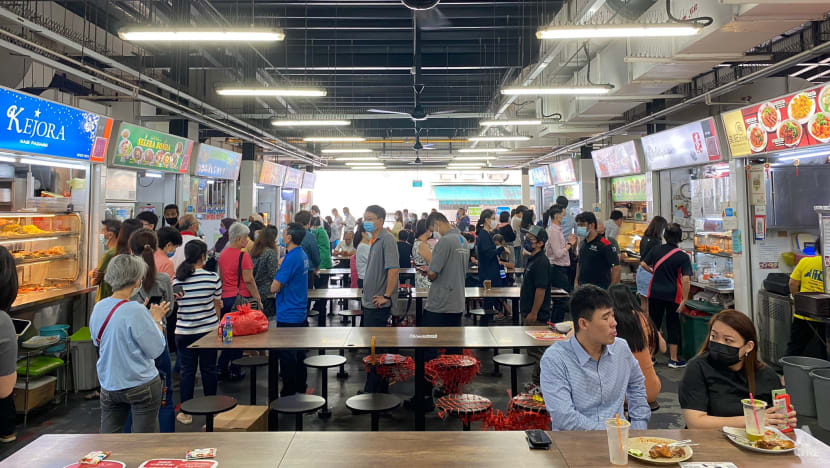 Commentary: With Omicron threat, will returning to offices and schools bring new anxieties? Commentary: With Omicron threat, will returning to offices and schools bring new anxieties?