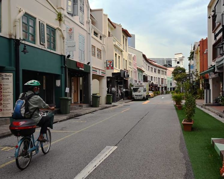 Commentary: Trying to live more sustainably? It’s impossible to make a difference alone