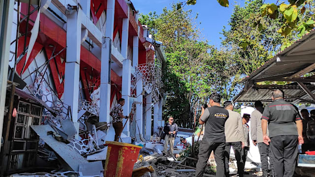 印尼7.4级地震引发海啸 当地出现高达0.3米海浪