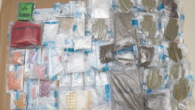 4.5kg of cannabis seized in CNB operation; 2 officers injured 4.5kg of cannabis seized in CNB operation; 2 officers injured