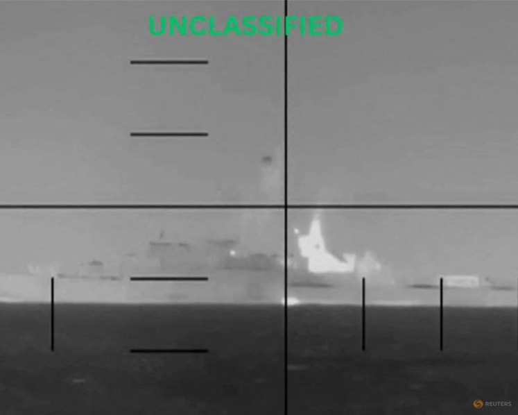 US sinks Iranian warship off Sri Lanka, NATO downs Iranian missile heading for Türkiye