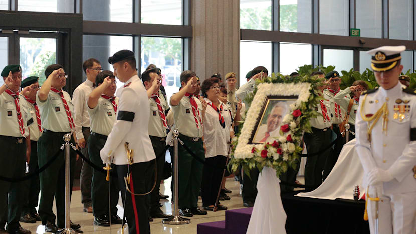 Young and old bid goodbye to S R Nathan