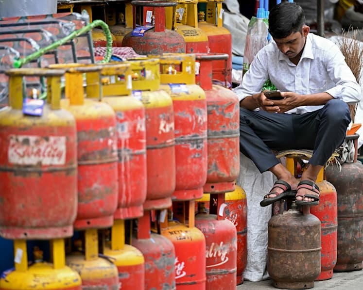 India approves US$8.81 billion offshore oil and gas exploration plan