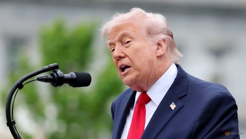 Trump warns Iran better 'get smart soon' and accept nuclear deal