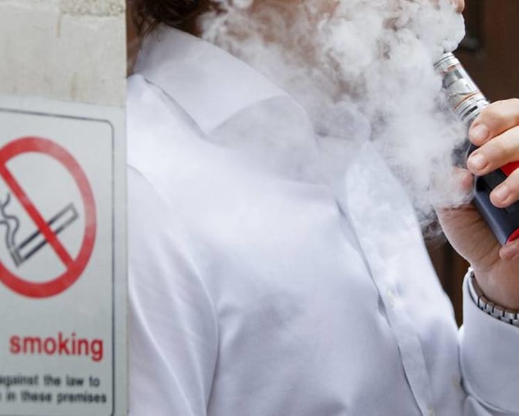 Commentary: Trying to quit smoking? E-cigarettes may make things worse
