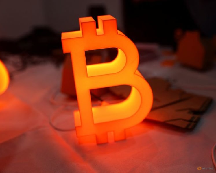Bitcoin slump shakes companies that jumped on crypto-hoarding bandwagon