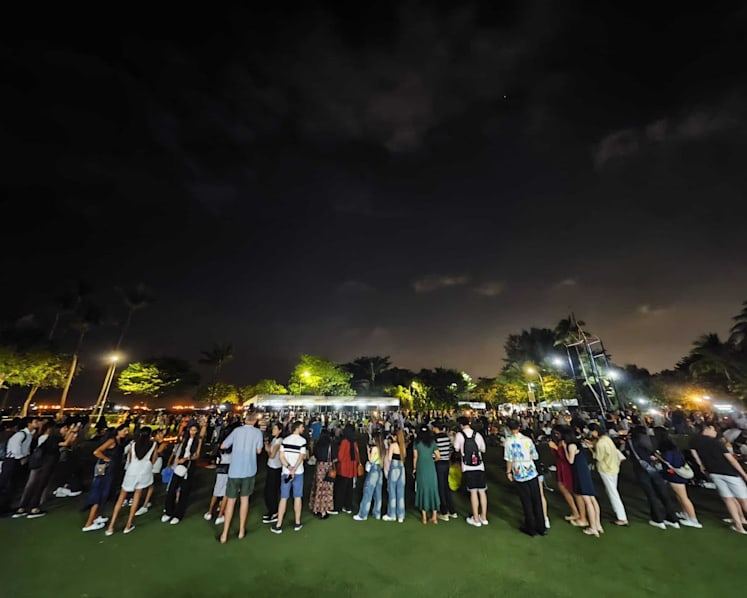 Hot Take: Failed Sentosa sky lantern festival may not have been a bright idea, but calling others dim doesn’t help 