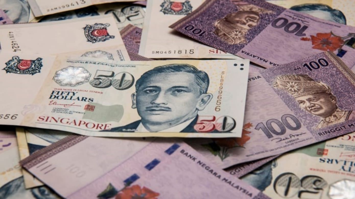 再写新高！1新元兑3.53令吉- 8world