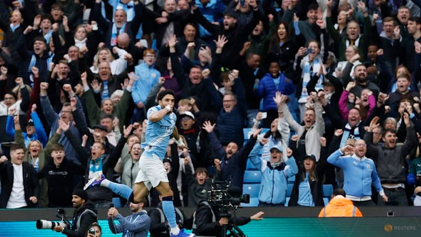 Man City stay in title hunt, Liverpool held, Bournemouth eye Europe