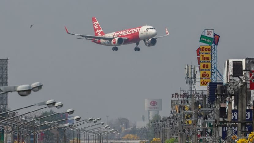 AirAsia close to buying at least 100 Airbus jets in shift to A220, sources say AirAsia close to buying at least 100 Airbus jets in shift to A220, sources say
