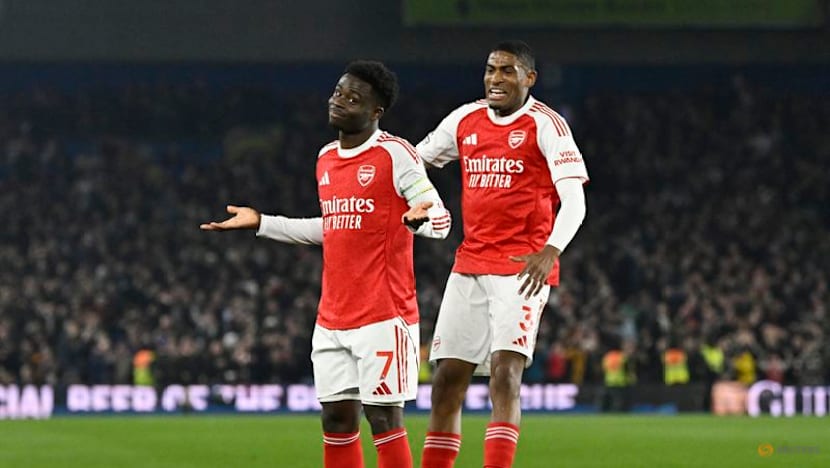 Arsenal seize control as Man City slip, Chelsea thrash Villa