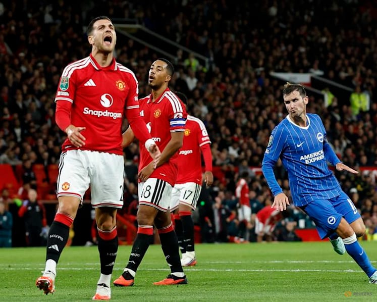 Man Utd out of League Cup after going 2-0 up at home and then losing 3-2 in 50-year first
