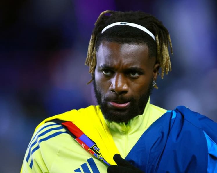 Saint-Maximin leaves Club America after children face racist attacks