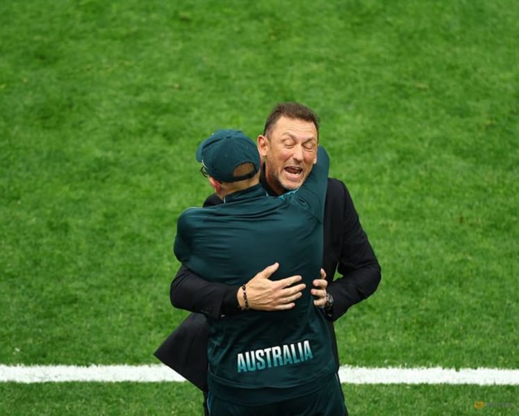 Australia's Popovic puts faith in youth to upset Turkey